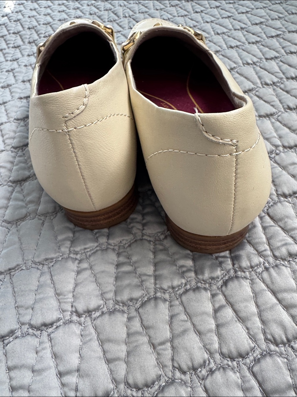 Munro Tanya Cream Leather Loafers with Gold Horsebit Size 7.5m Like new! - Picture 4 of 6
